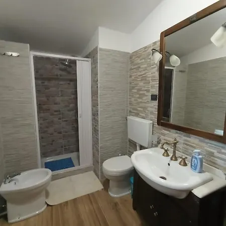 Oleandro איגלסיאס